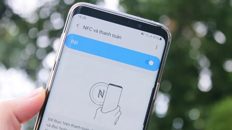 NFC là gì? Khám phá tính năng thú vị của NFC