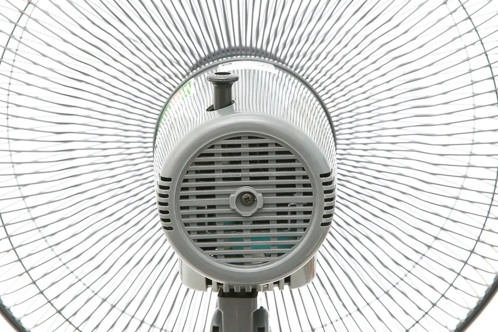 Quạt đứng KDK P41U (BK)